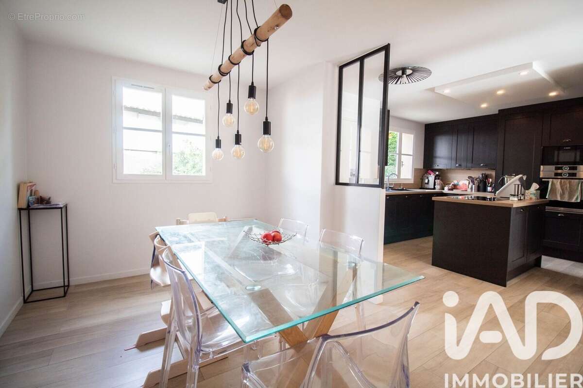 Photo 3 - Maison à HOUDAN