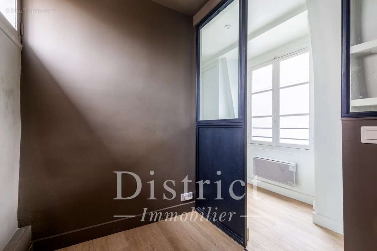 Appartement à PARIS-4E
