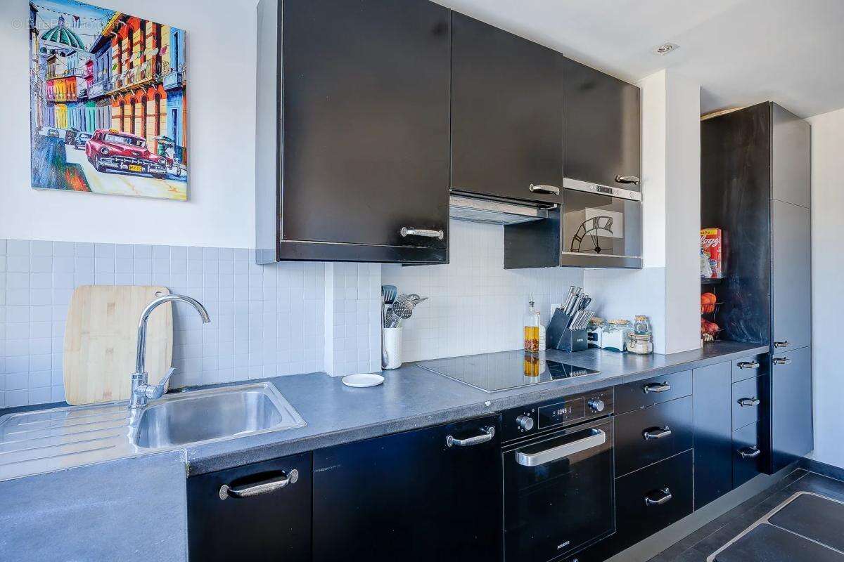 Appartement à LA GARENNE-COLOMBES