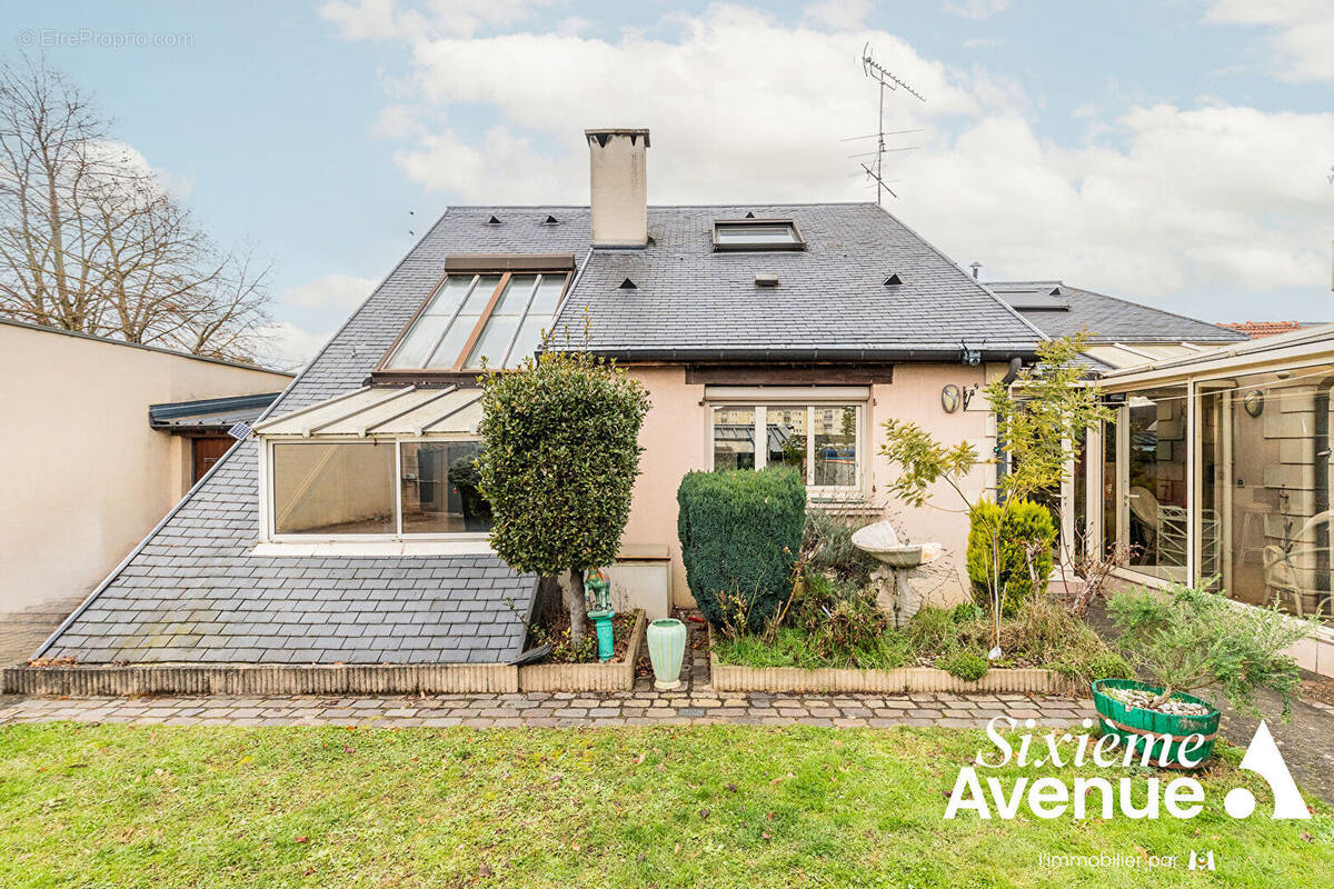 Maison à JUVISY-SUR-ORGE