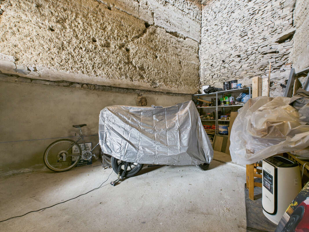 Maison à SAINT-BARTHELEMY-LESTRA