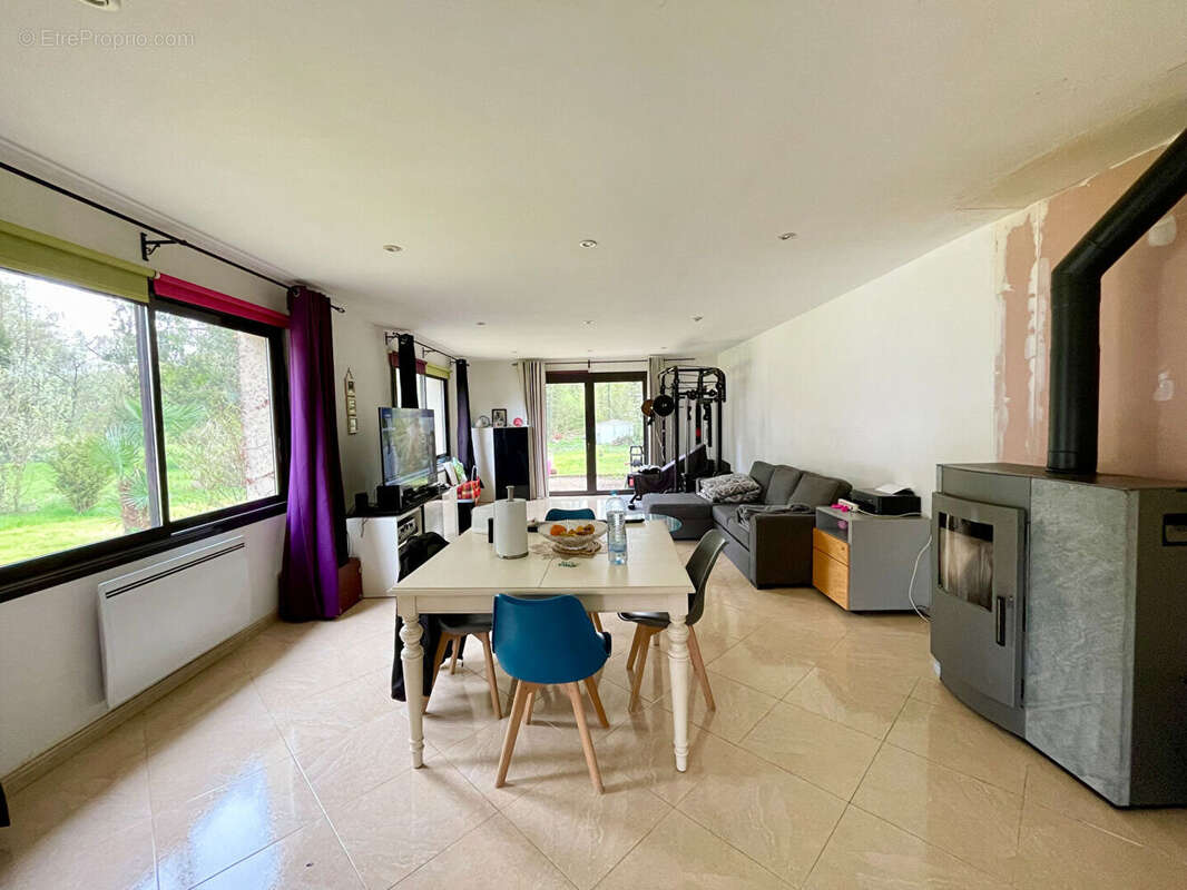 Maison à SAINT-CREPIN-IBOUVILLERS