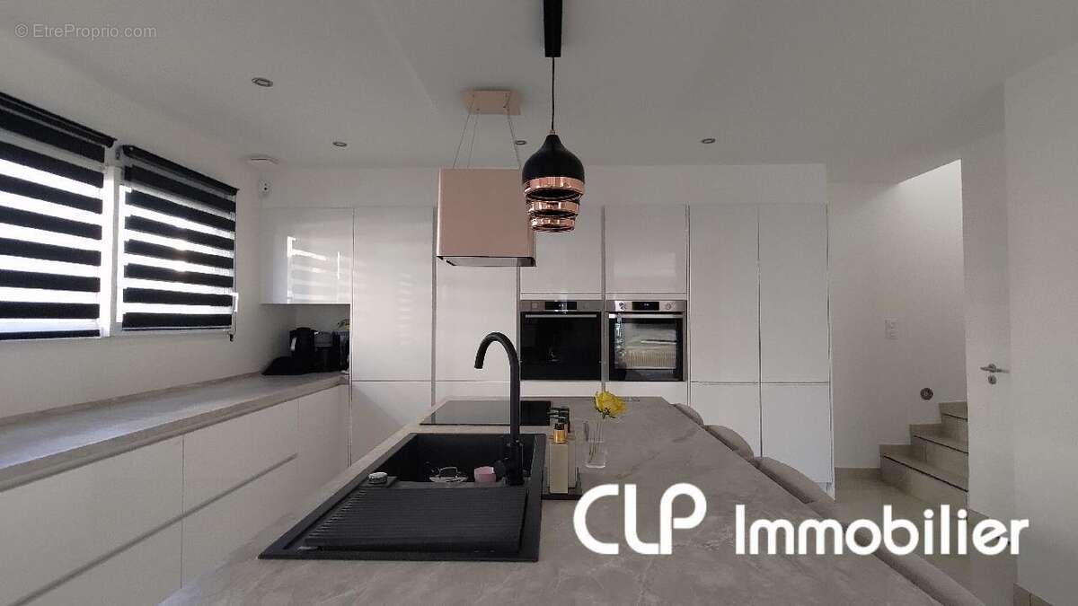 Maison 137 m² à Montelimar  - photo 7