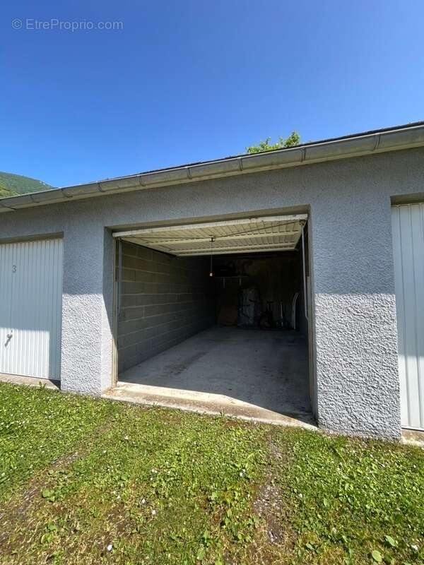 Appartement à CAMPAN