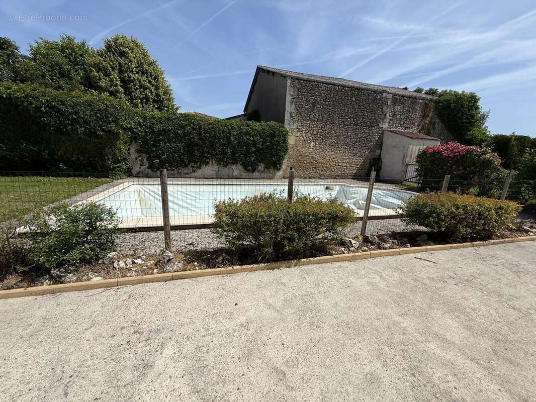 Photo 6 - Appartement à SAINT-GENIS-DE-SAINTONGE