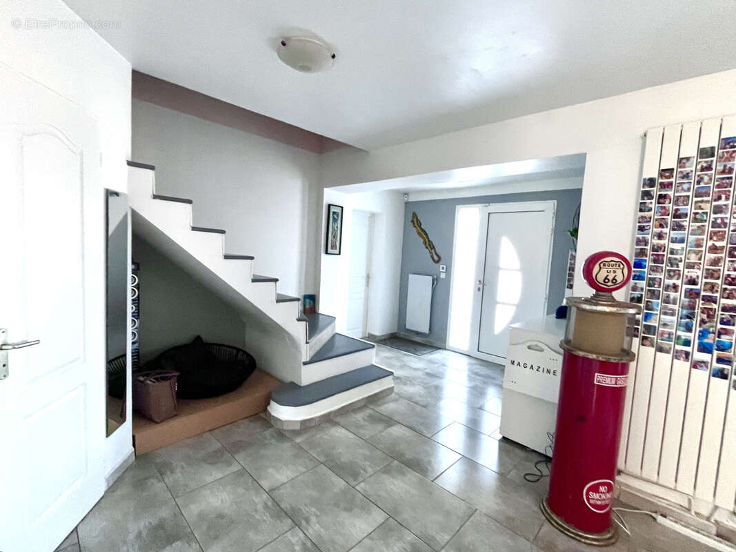 Maison à ENSUES-LA-REDONNE