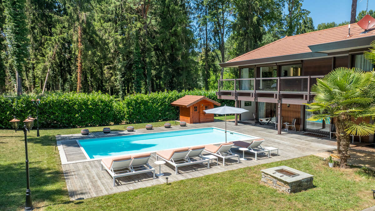 Maison à SCIEZ