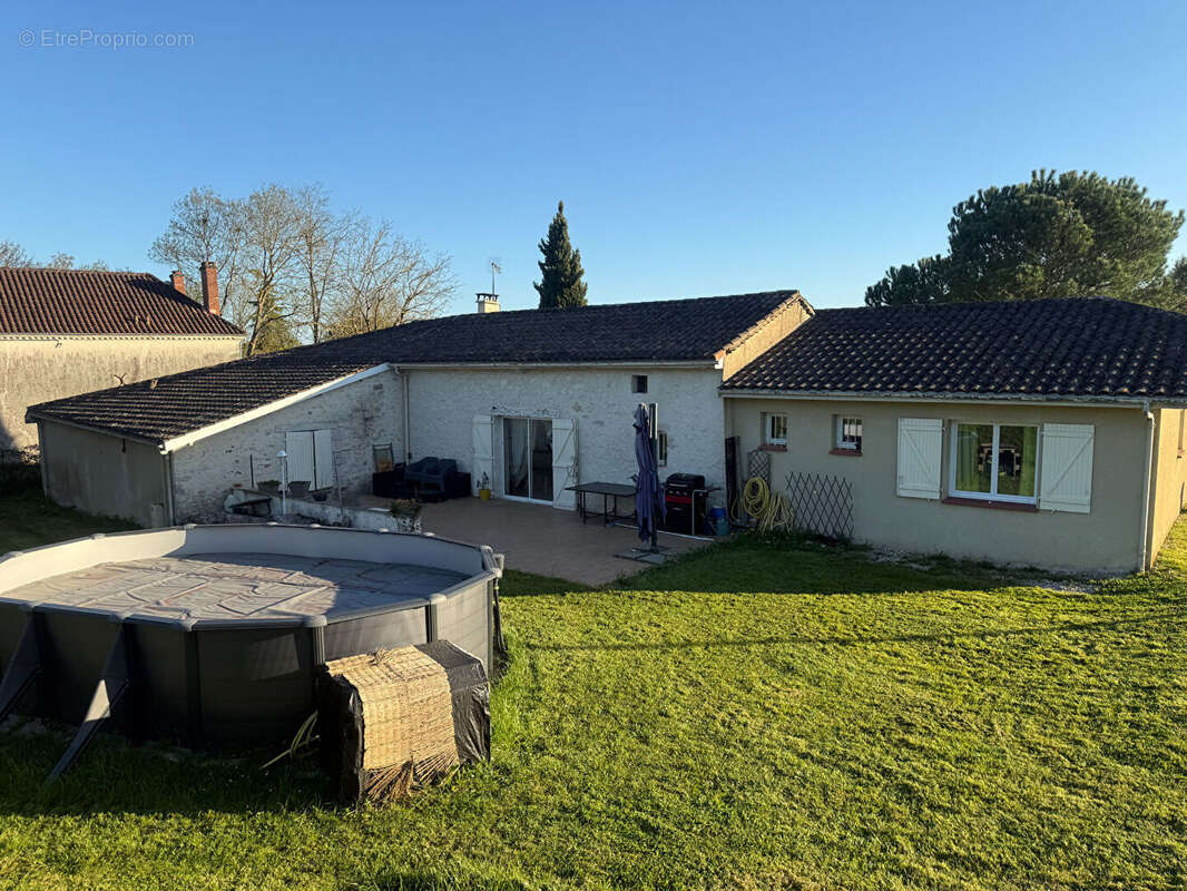 Maison à LA SAUVETAT-SUR-LEDE