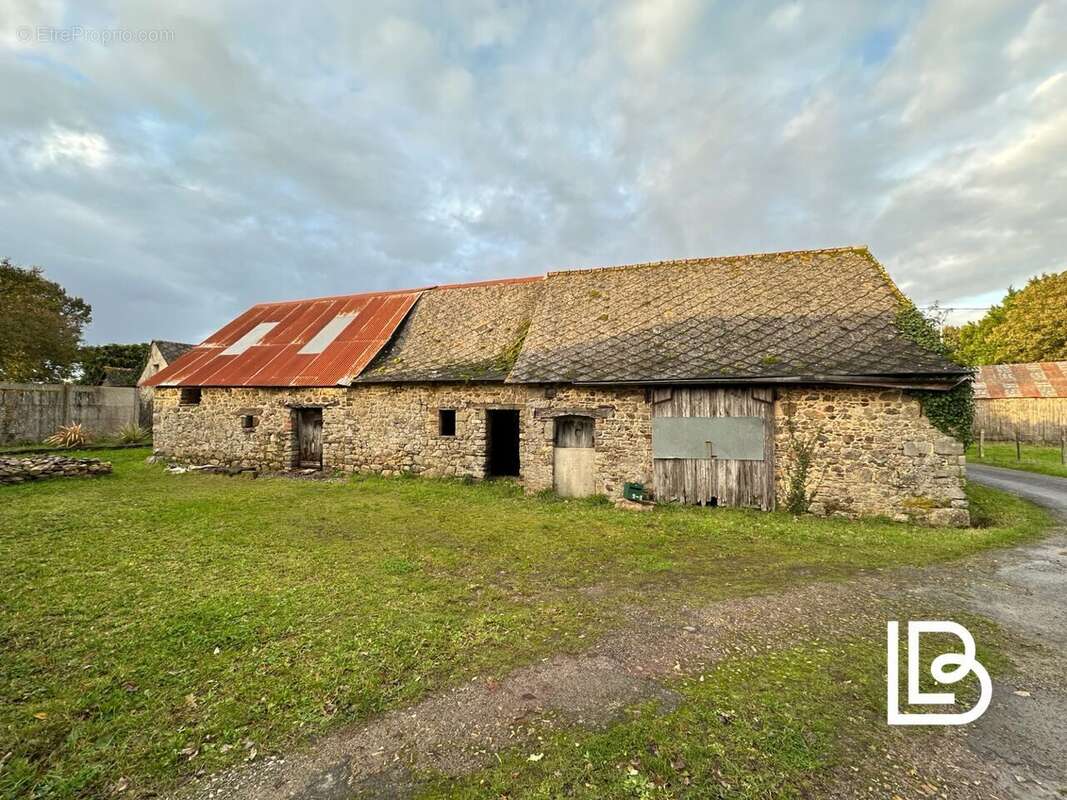 Maison à LE PETIT-FOUGERAY