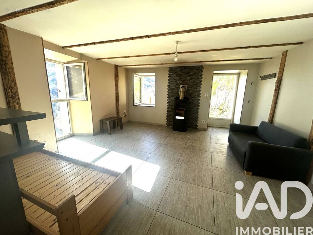Photo 1 - Maison à SERS
