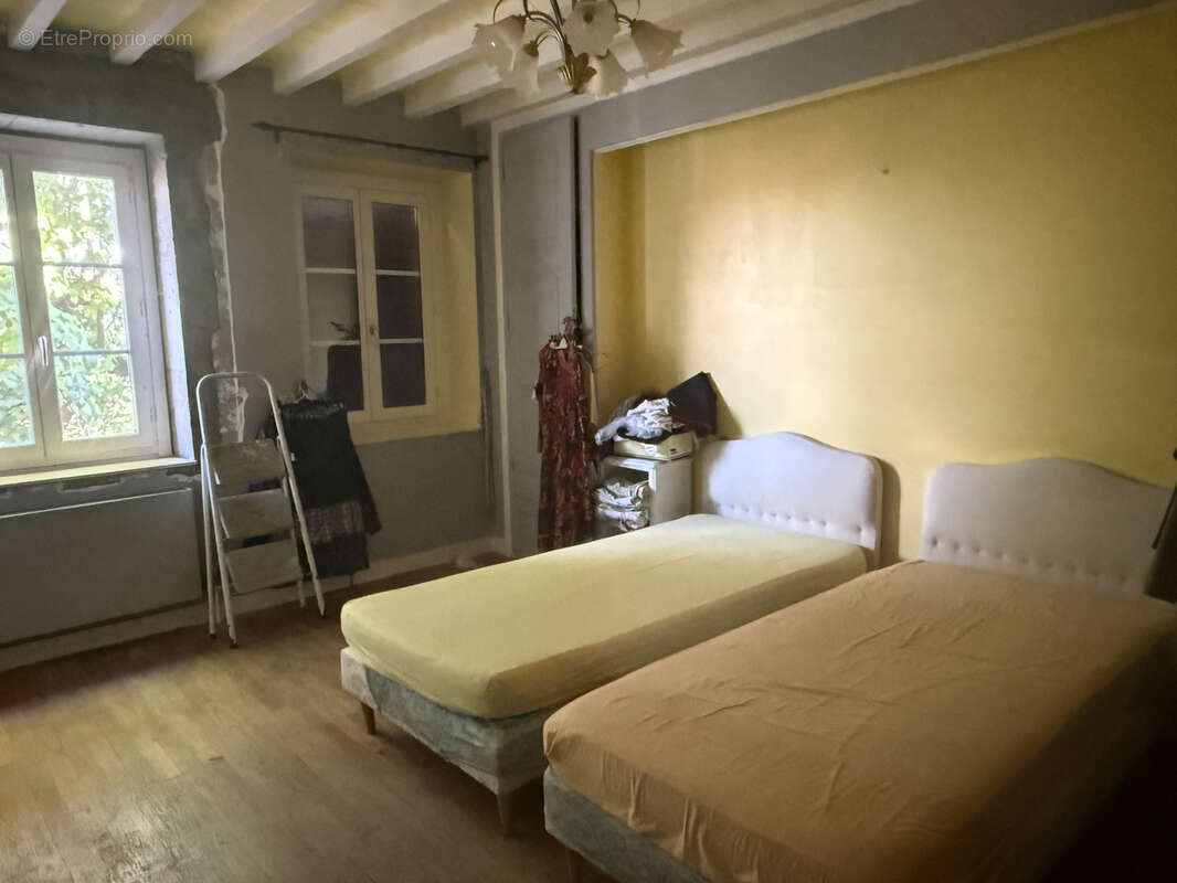 Exclusivité   pommiers centre bourg   authentique maison en pierre à réinventer - photo 13