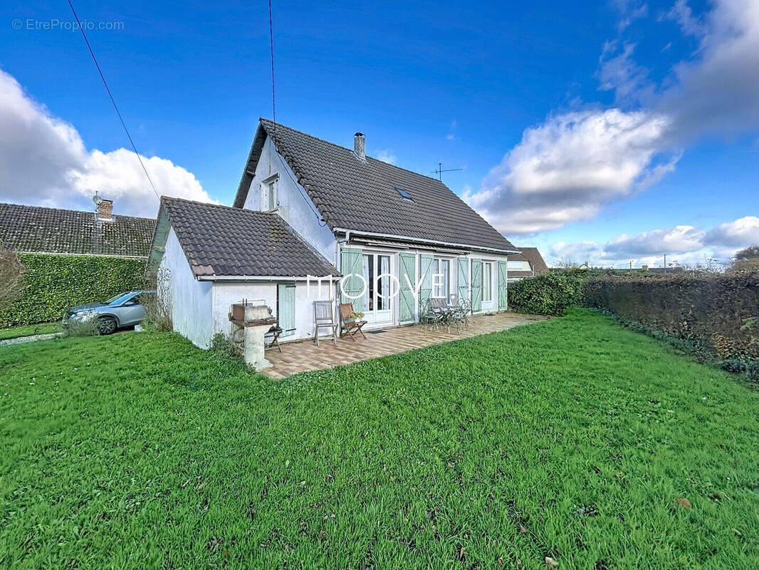 Maison à SAINT-AUBIN-DE-CRETOT