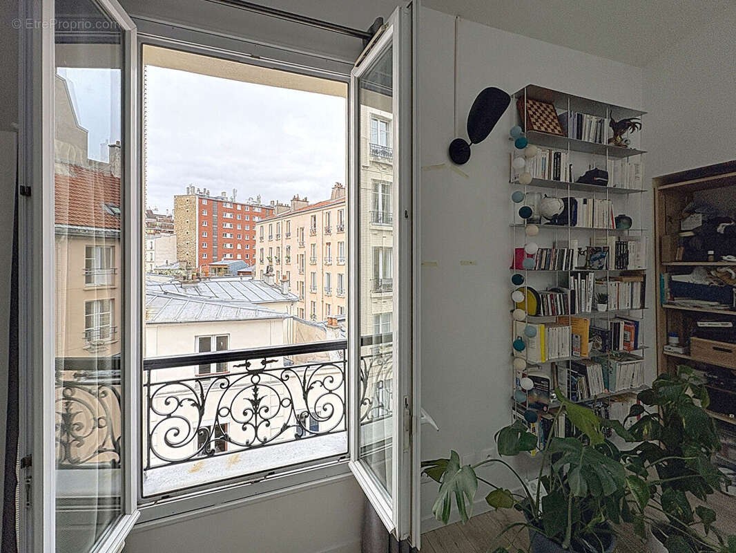 Appartement à PARIS-19E