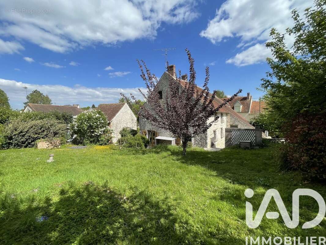Photo 3 - Maison à JOUY-LE-CHATEL