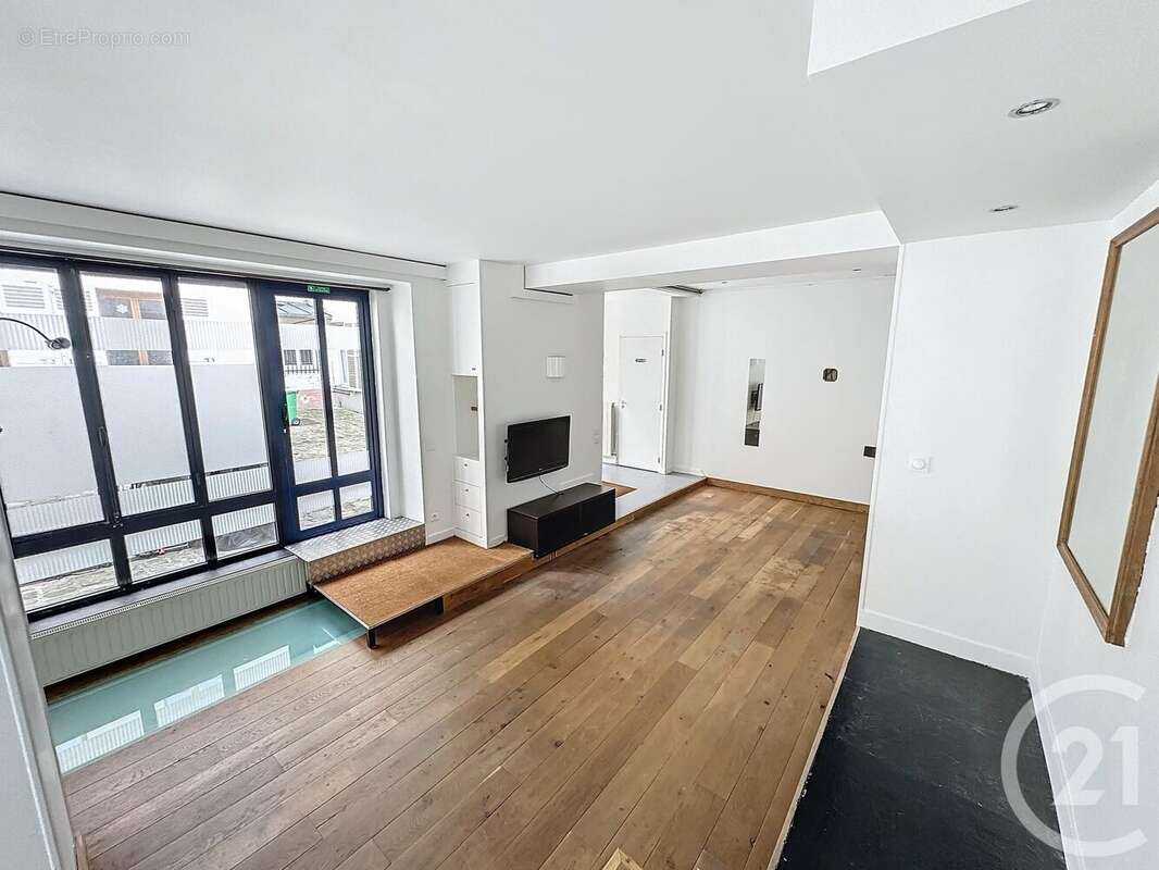Appartement à PARIS-20E