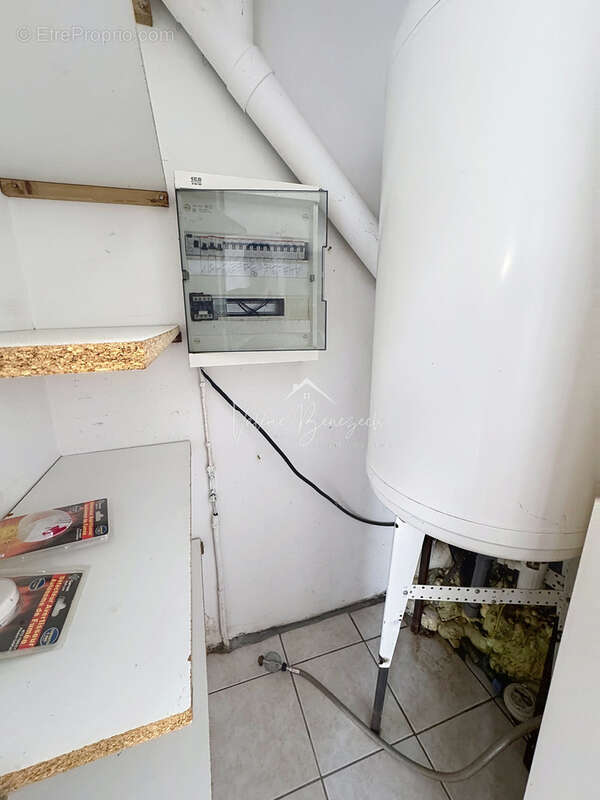 Maison à LES COSTES-GOZON