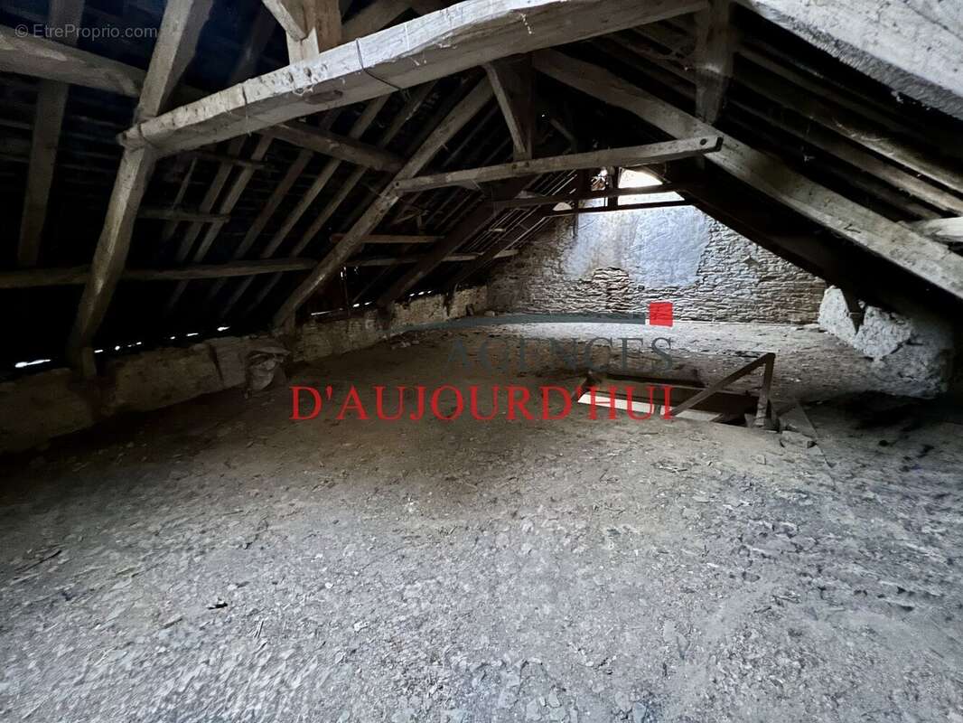 Maison à VILLERS-BOCAGE