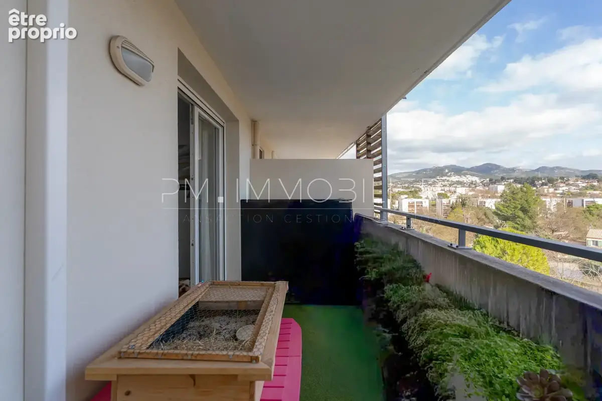 Appartement à MARSEILLE-13E