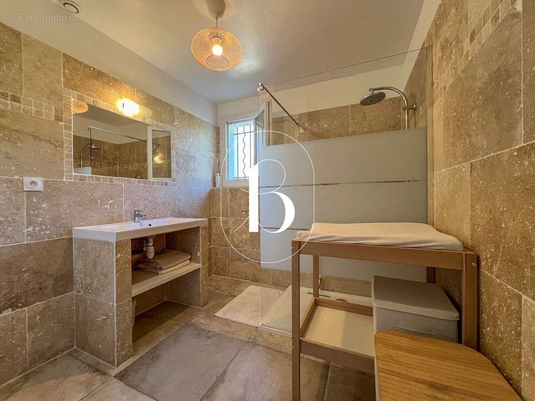 Maison à GOUDARGUES