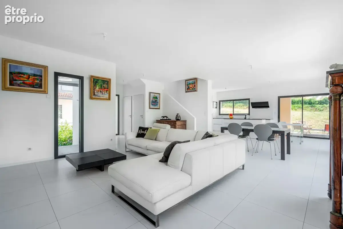 Maison tres recente  - 5 pieces - 181m2 montmerle sur saone - photo 5