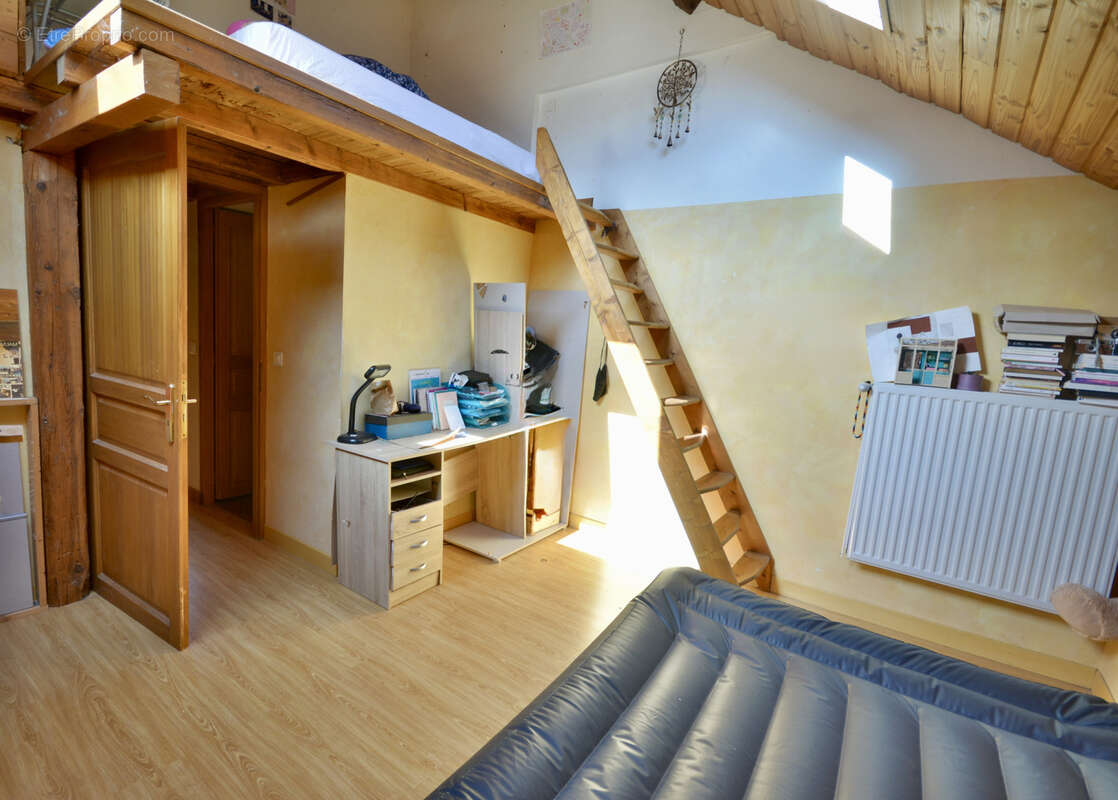 Maison à SAINT-JORIOZ