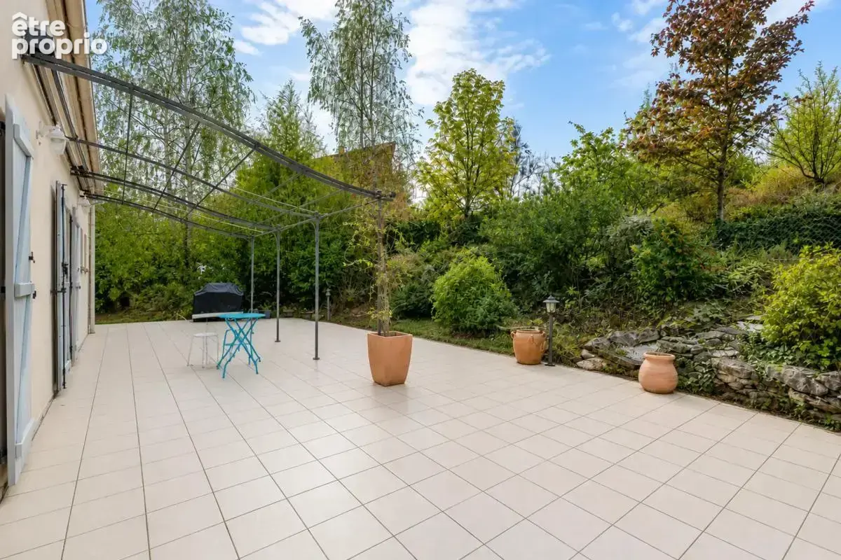 LUZARCHES – Une propriété rare au cœur de 2 646 m² de verdure - photo 22