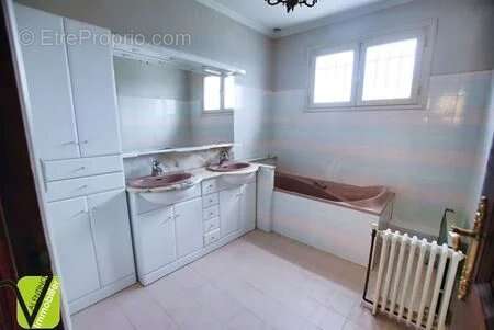 Maison à SAINT-PRIEST