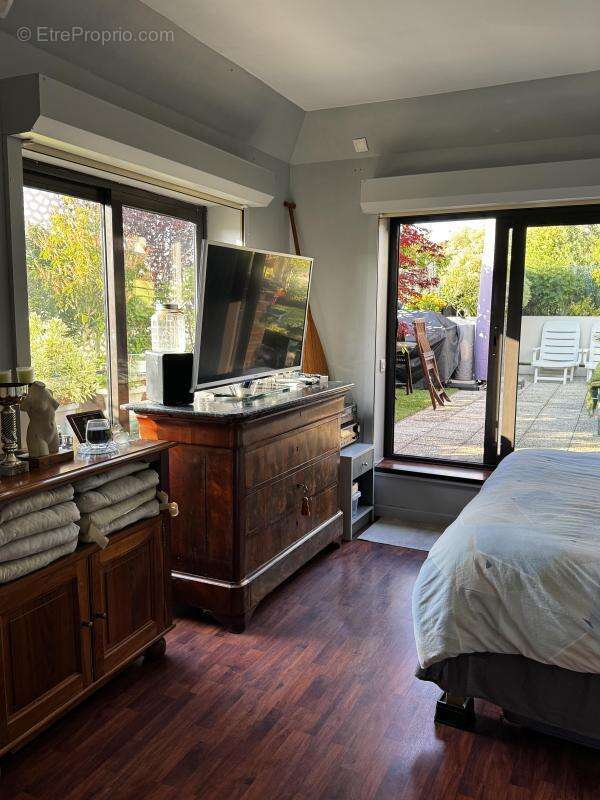 Appartement à SURESNES