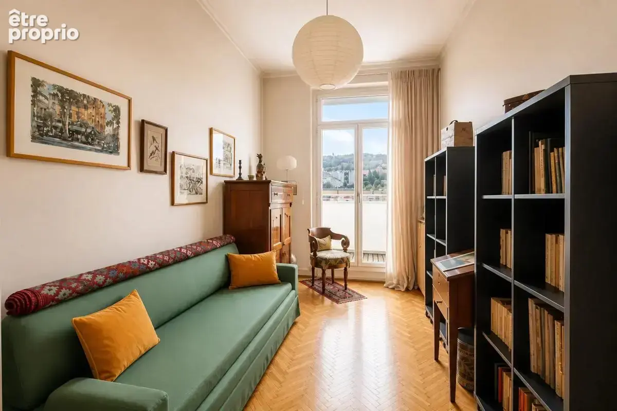 Appartement de 5 pièces de 174 m² à Saint-Étienne - photo 9