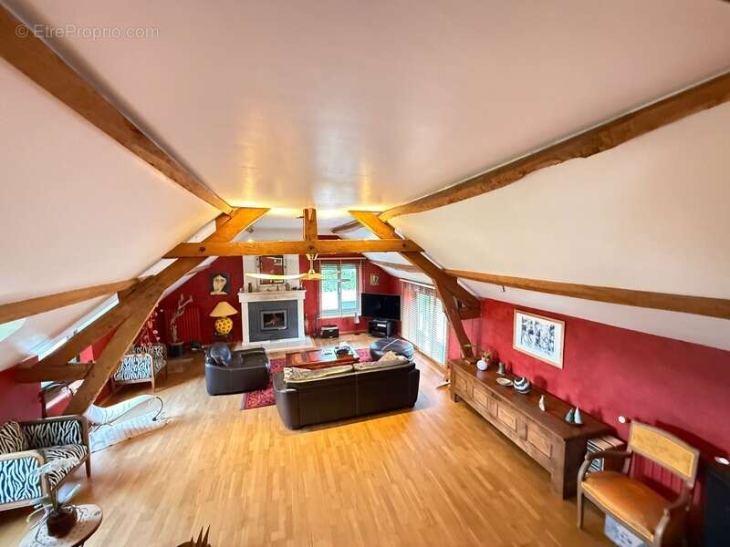 Maison à CHATELLERAULT