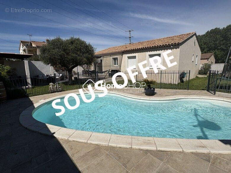 Maison à SAINT-VICTORET