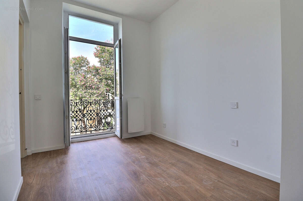 Rue prosper - t2 renove - balcons - photo 5