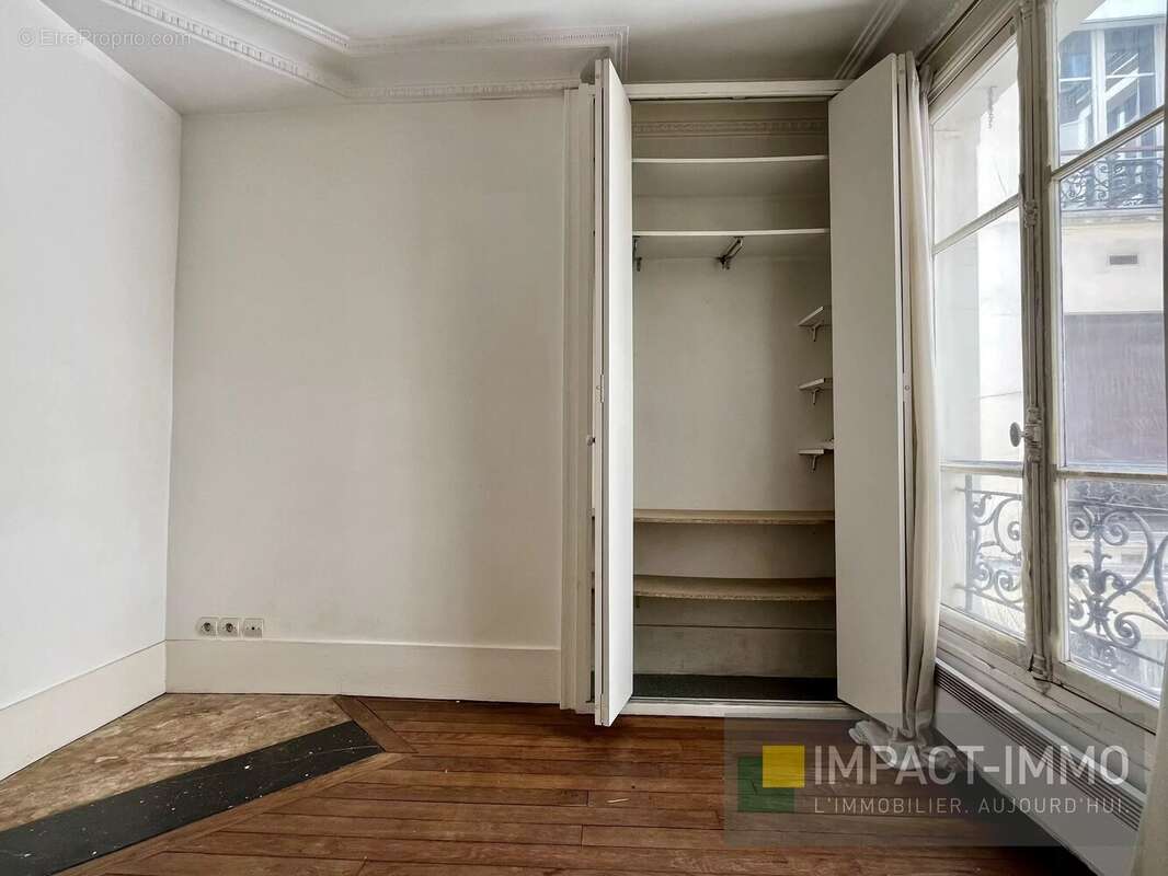 Nouveauté - 2 pièces à renover - Paris 18éme - photo 5