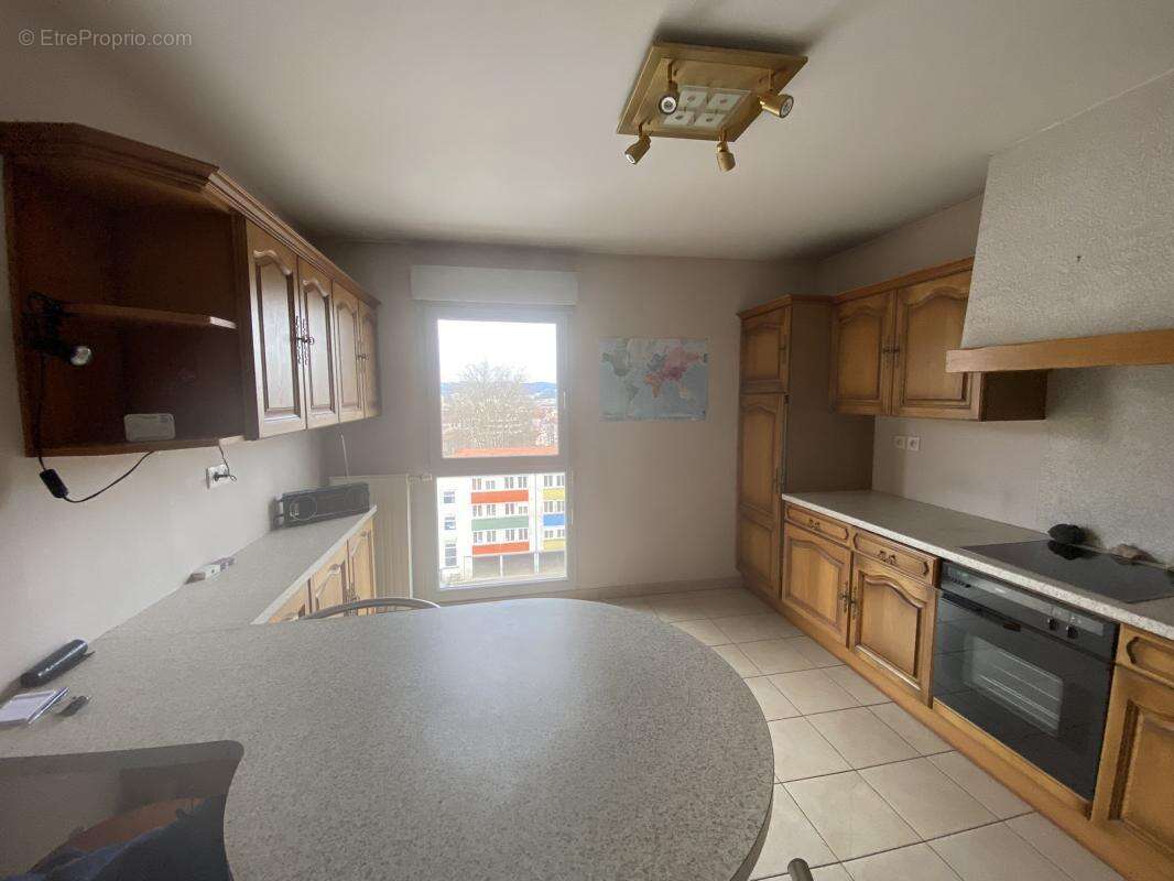 Appartement à SAINT-ETIENNE