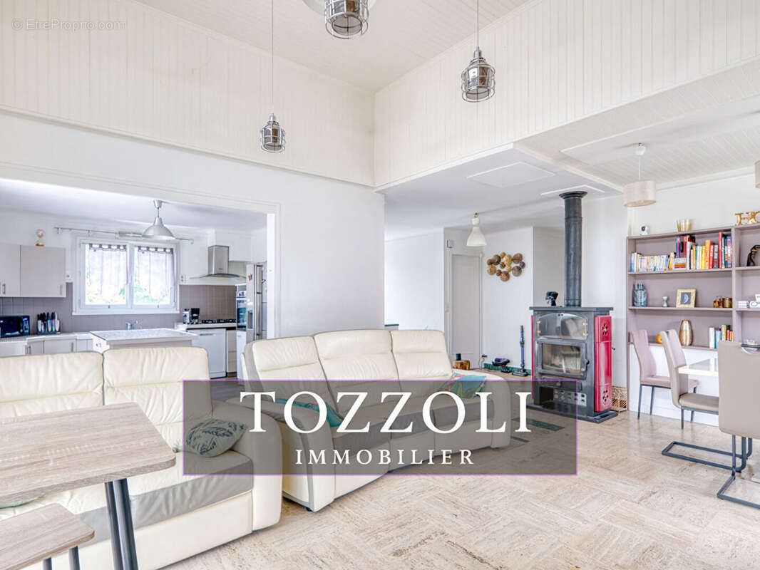 Maison à SAINT-ALBAN-DE-ROCHE