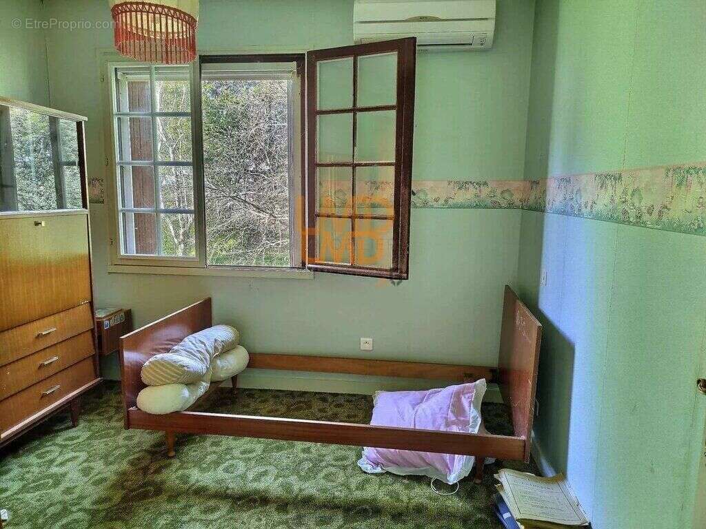 Maison à CHERBONNIERES