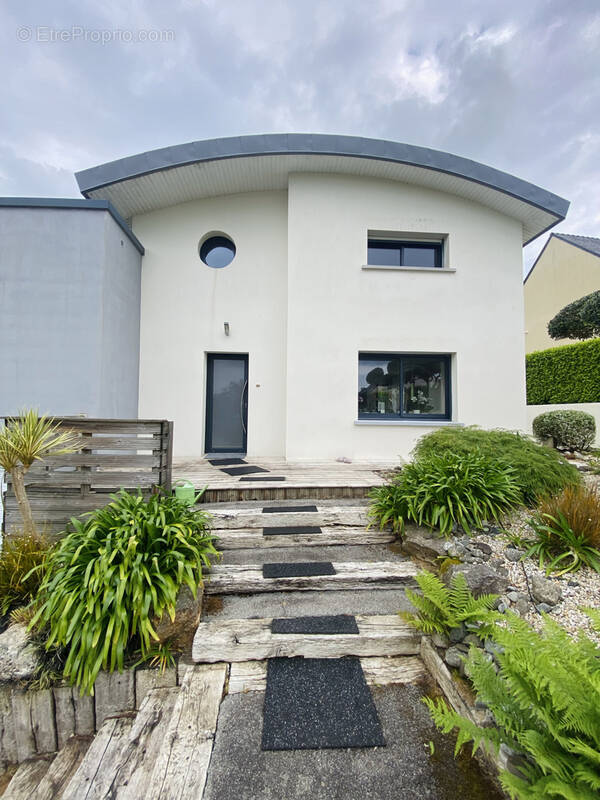 Maison à PLONEIS