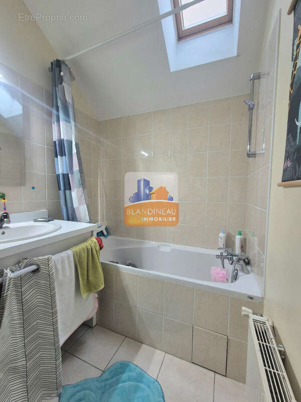 Maison à BOUGUENAIS