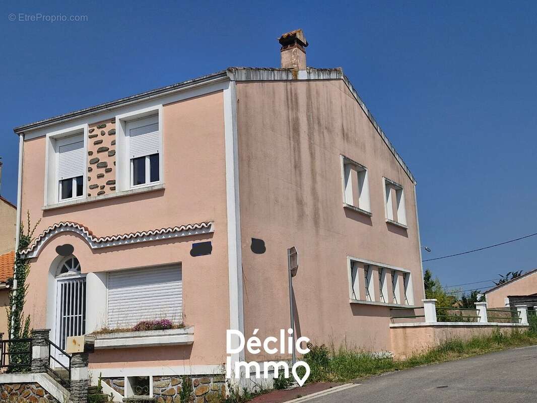 Maison à CHAILLE-SOUS-LES-ORMEAUX