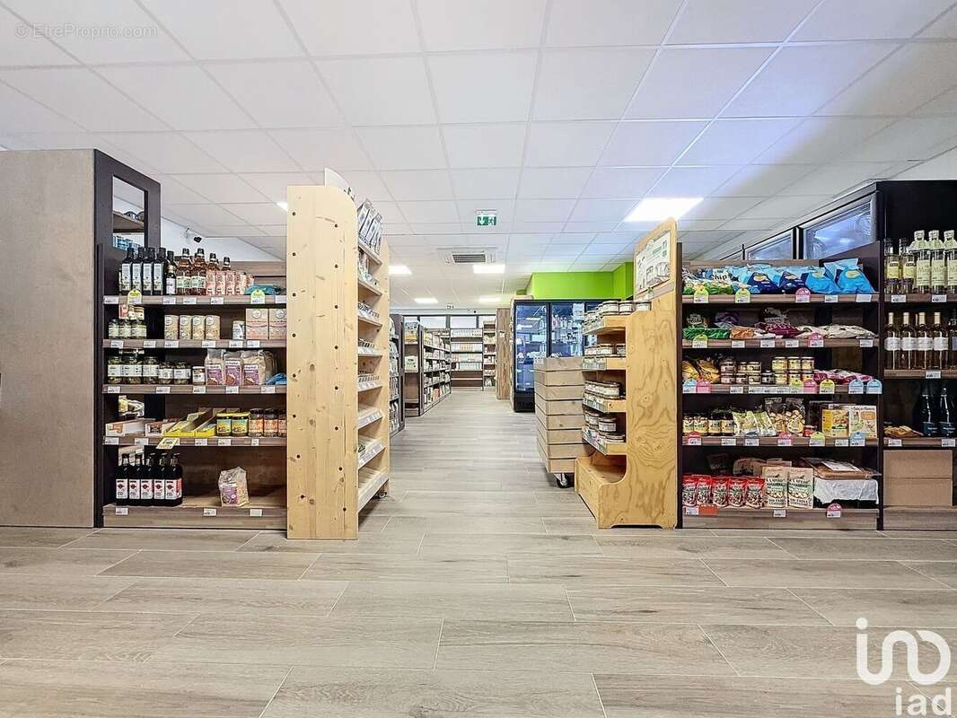 Photo 9 - Commerce à BRUYERES-LE-CHATEL