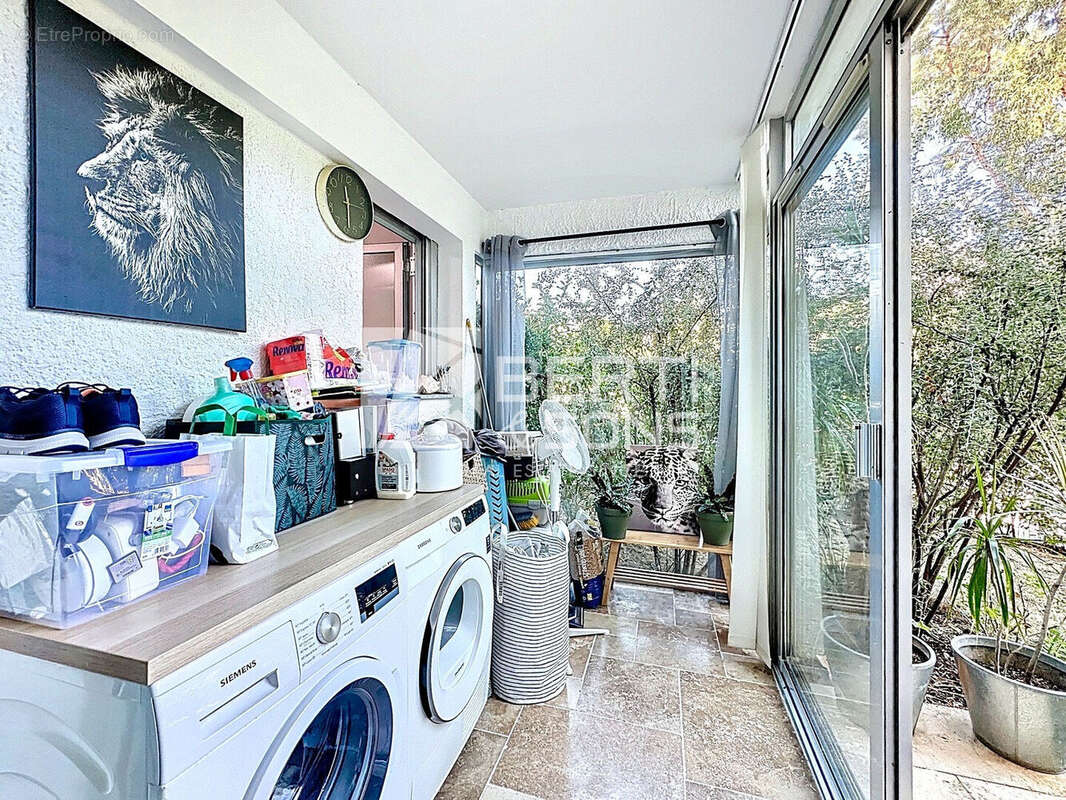 Exclusivite  - appartement 2 pieces renove - terrasse - jardin 100m² - parking - cave - photo 15