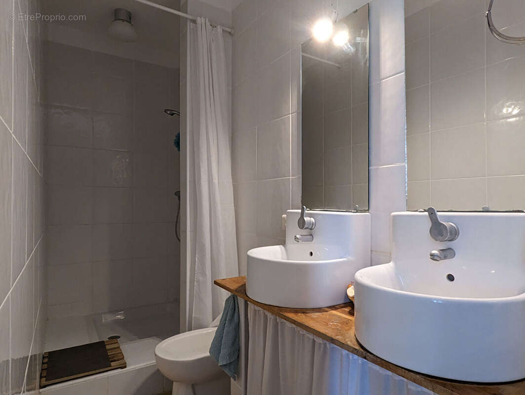 Maison à VILLECROZE