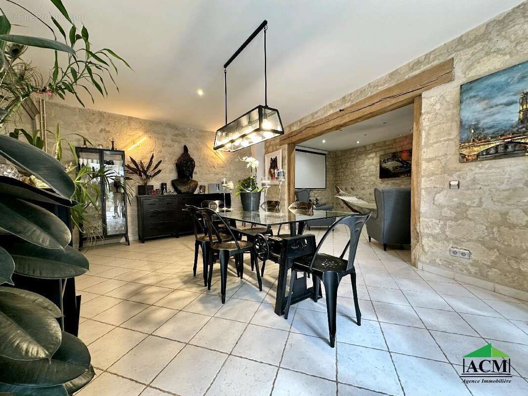 Maison à MERY-SUR-OISE