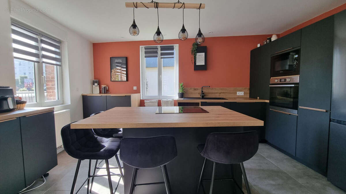 Maison à vendre - Petit Couronne - 95 m² - 3 chambres- jardin - photo 6