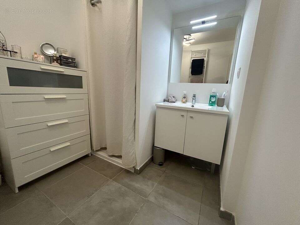 T2 - Chateau gombert - box - garage - terrasse - Appartement à MARSEILLE-13E