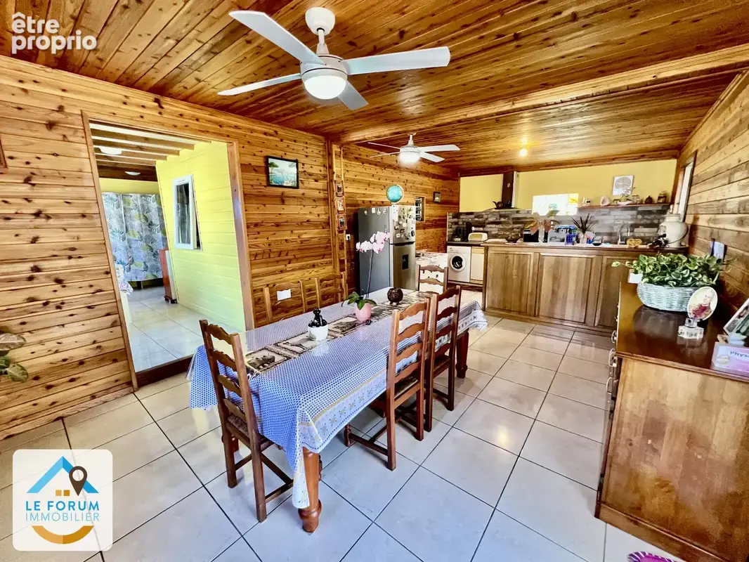 Petite ile 97429 - maison t3 - beaux volumes - proche des commodités - photo 4