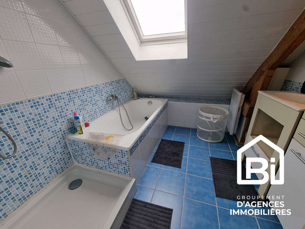 Maison à BRETTEVILLE-L&#039;ORGUEILLEUSE