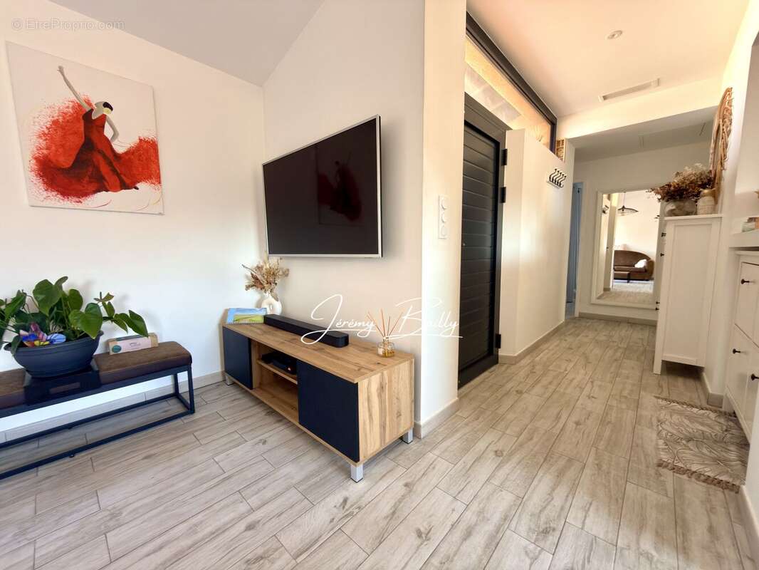 Maison 86 m² à Cabestany  - photo 4