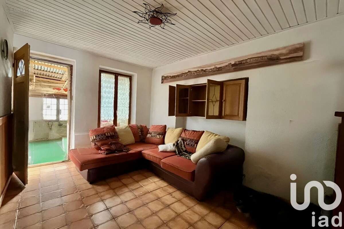 Maison 90 m² à Hombourg-Haut  - photo 2
