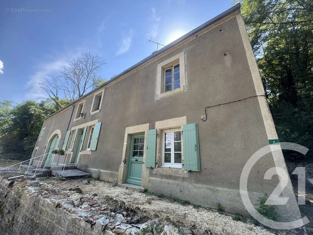 Maison 64 m² à Chevroches  - photo 6